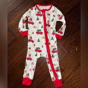 New Infant Christmas Vacation  Bamboo Christmas Pjs Size 12-18 Mo
